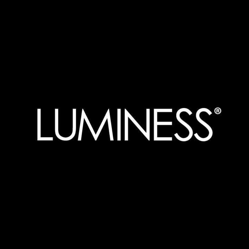 LUMINESS AIR Airbrush BOOST IT! Instant Complexion Enhancer! .50 oz SEALED  *NEW